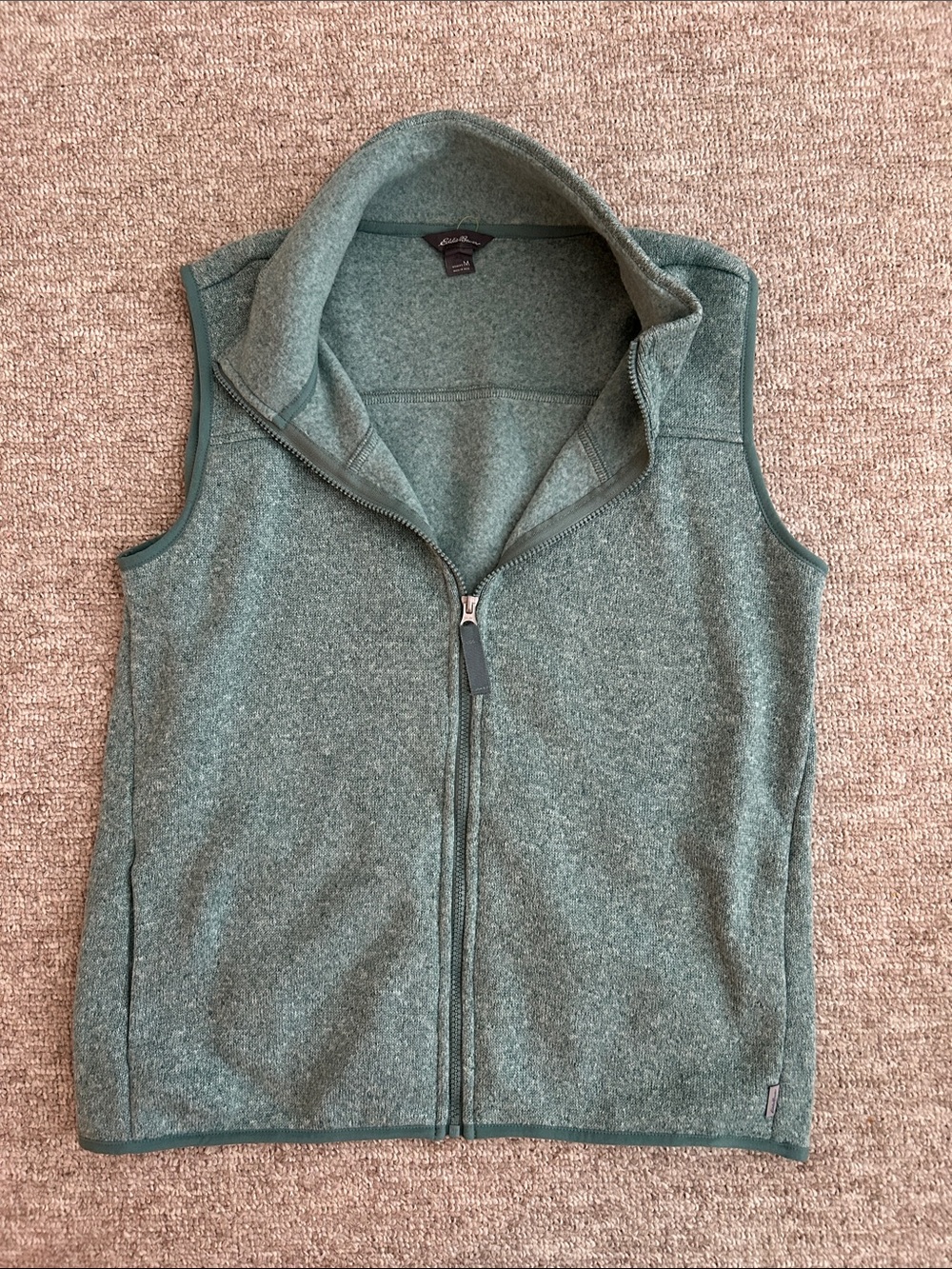 NWOT Eddie Bauer Sage Green Full-Zip Knitted Fleece Vest - Picture 2 of 6